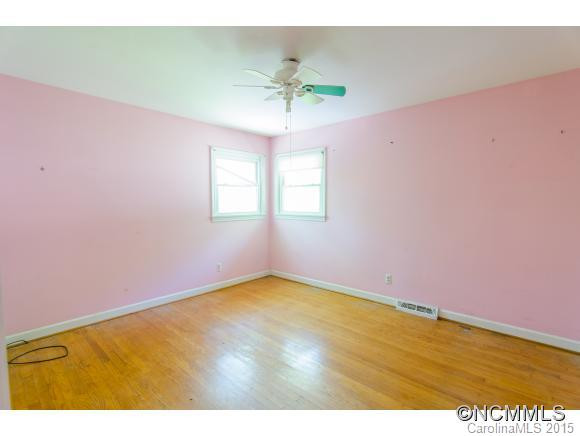 240 Royal Pines Drive - Photo 5