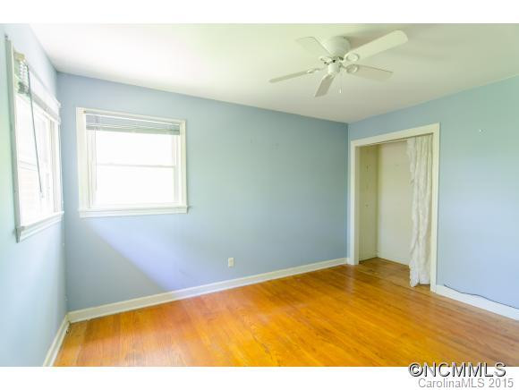 240 Royal Pines Drive - Photo 7