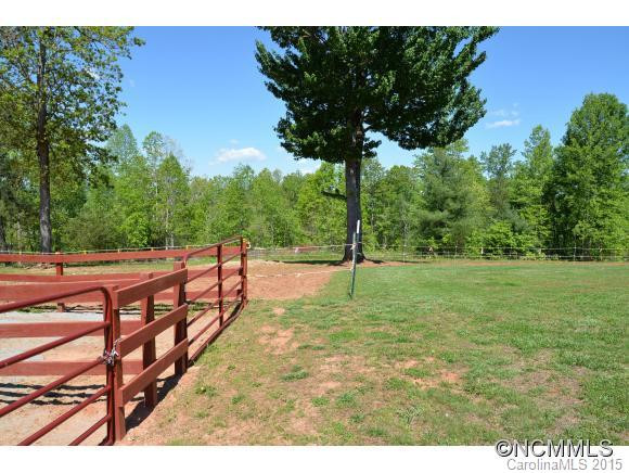 270 Windy Ridge Drive - Photo 17