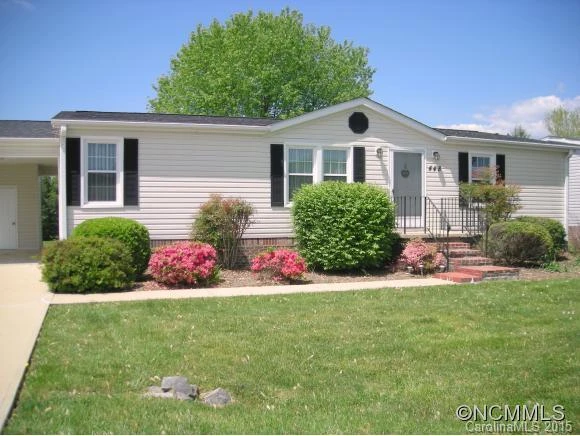 448 Sassafras Dr.
