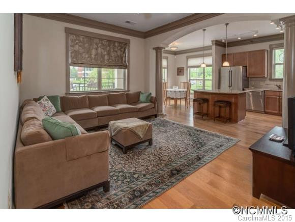 42 Schenck Parkway  #105 - Photo 2
