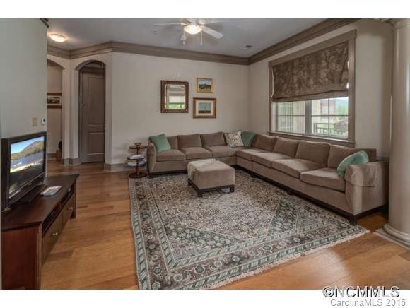 42 Schenck Parkway  #105 - Photo 3