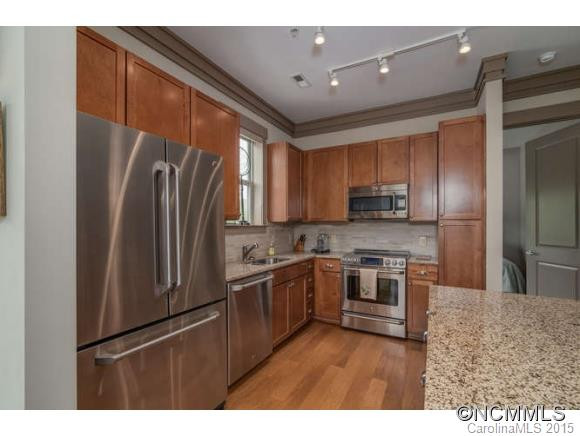 42 Schenck Parkway  #105 - Photo 4