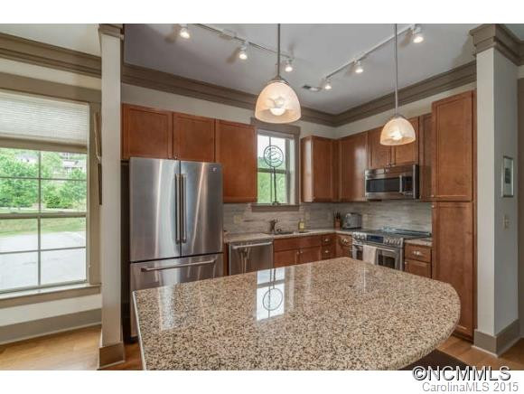 42 Schenck Parkway  #105 - Photo 5