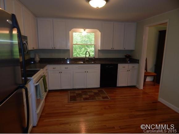 36 Still Meadow Drive - Photo 8