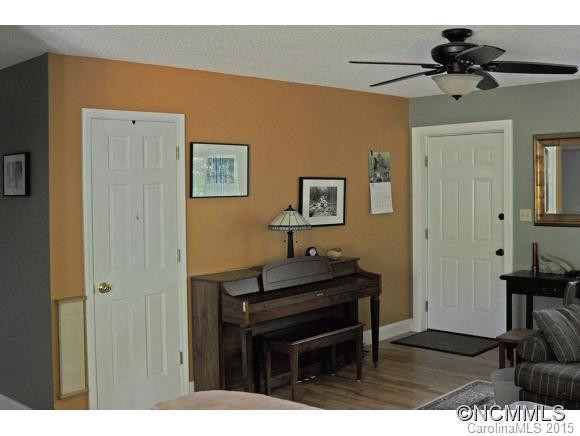 15 Thomas Lee Drive - Photo 15