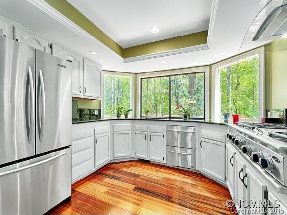 44 TREETOP DRIVE - Photo 6