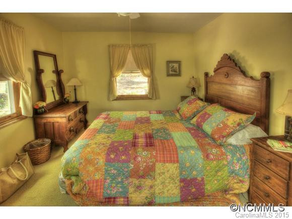 713 Green Hill Road - Photo 6