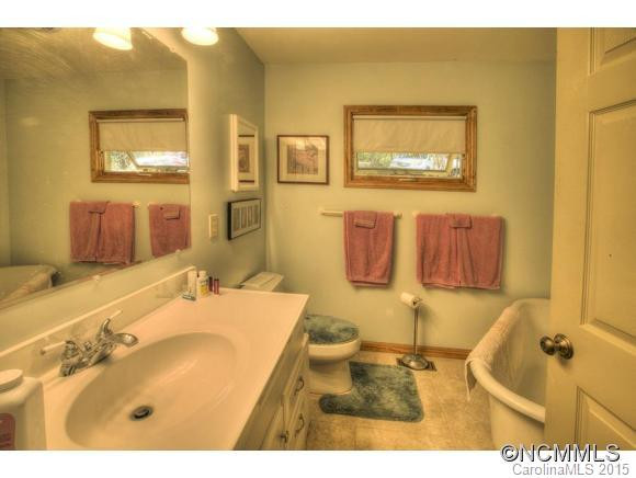 713 Green Hill Road - Photo 10