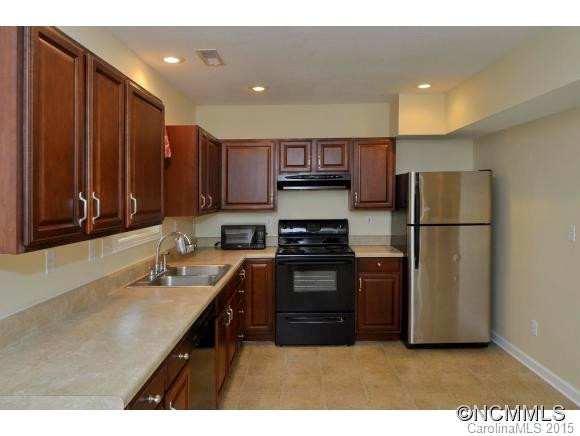 29 Woodfin Avenue - Photo 2
