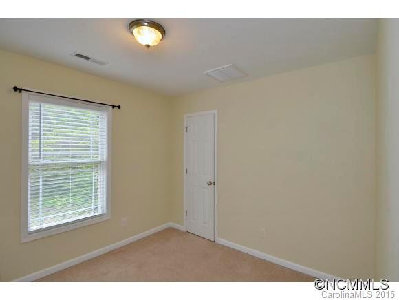 29 Woodfin Avenue - Photo 5