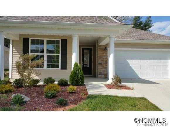 12 Eagle Ridge Ln. N