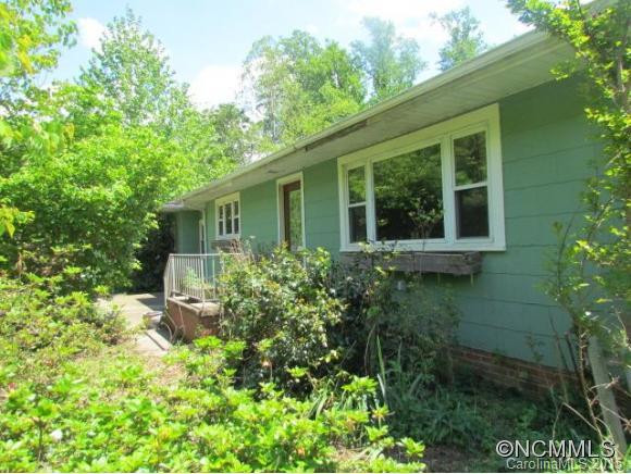 2035 Hwy. 176 - Photo 2