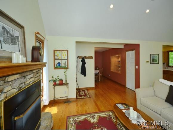 222 PRESTWOOD LANE - Photo 8