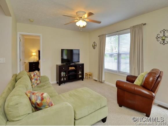 111 WEST JACKSON STREET - Photo 3