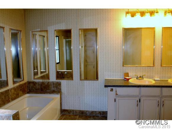 201 Rockwood Drive - Photo 16