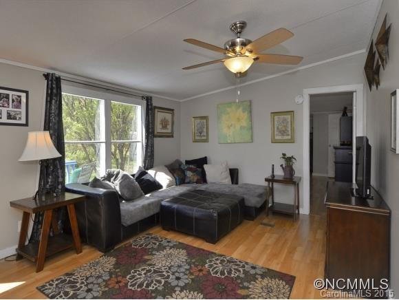 54 Whisper Street - Photo 6