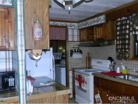 217 ROSE LANE - Photo 3