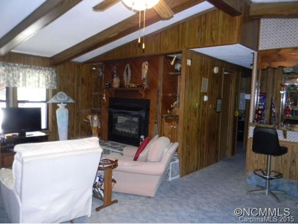 217 ROSE LANE - Photo 5