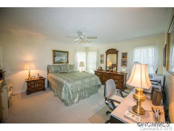 8B Greenbriar Court - Photo 12