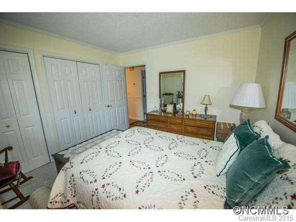 8B Greenbriar Court - Photo 13