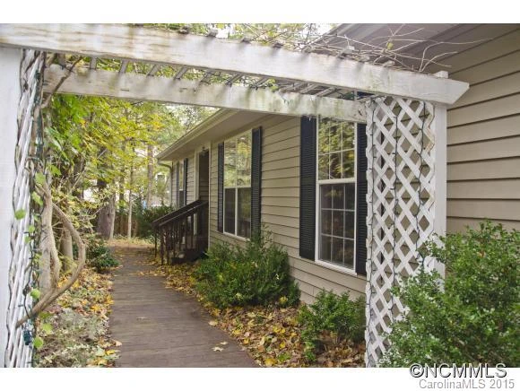 92 Harrison Hill