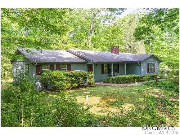 595 Dogwood Trail