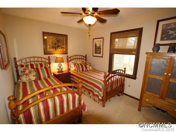 395 SugarTree Lane - Photo 17