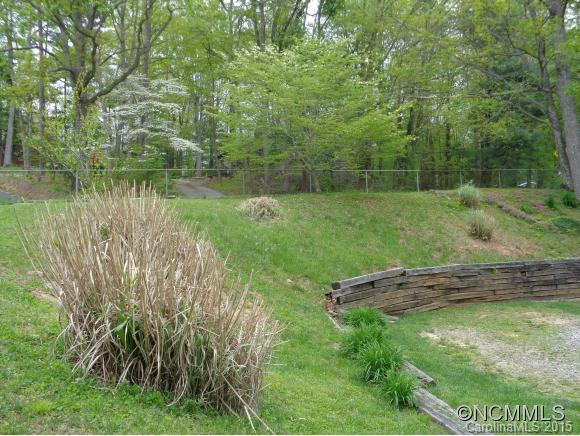 111 Chestnut Place - Photo 19