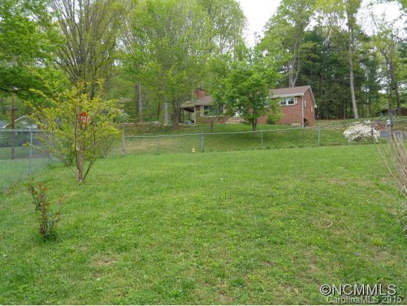 111 Chestnut Place - Photo 20