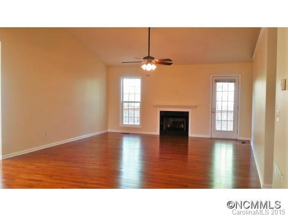 1540 Chestnut Gap Road - Photo 3