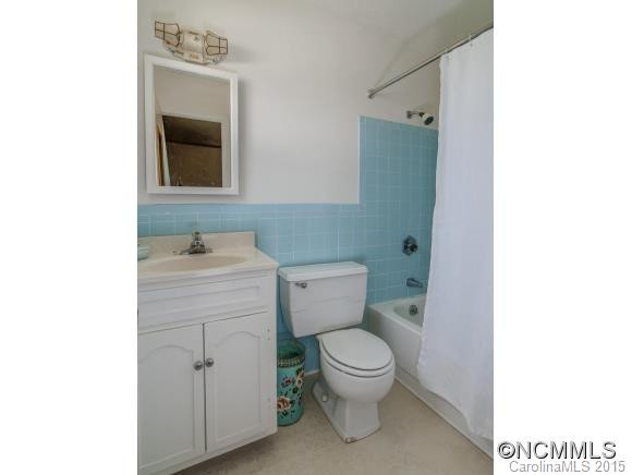 12 Greenbriar Road - Photo 5