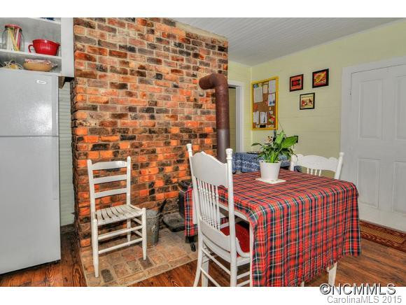 233 Pigeon Valley Lane - Photo 22
