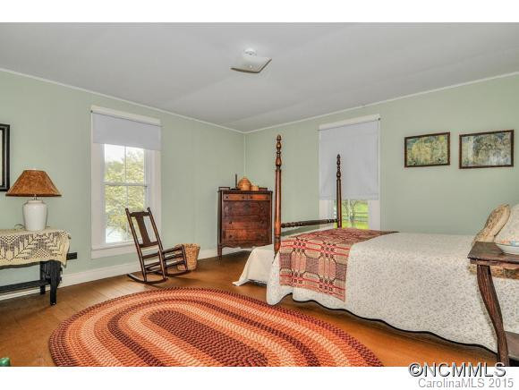 233 Pigeon Valley Lane - Photo 9