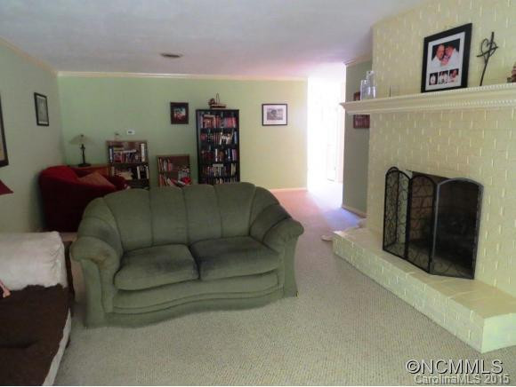 540 Britton Creek Drive - Photo 2