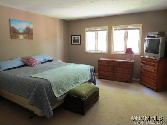 540 Britton Creek Drive - Photo 8