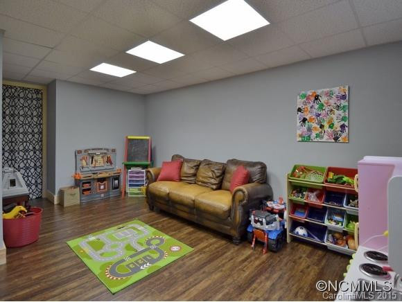 513 KINGCREST DRIVE - Photo 23