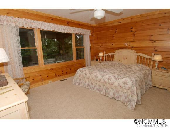 760 Woody Lane - Photo 12
