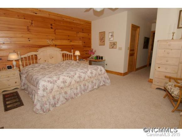 760 Woody Lane - Photo 13