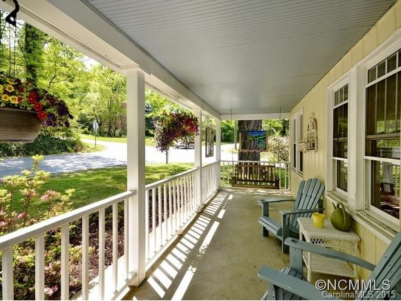 914 WHITE PINE DRIVE - Photo 2