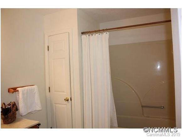 136 Beechwood Dr. West - Photo 10