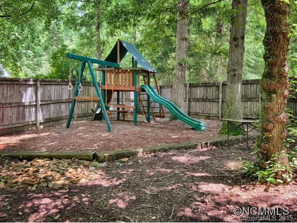 14 Lark Hill Drive - Photo 18