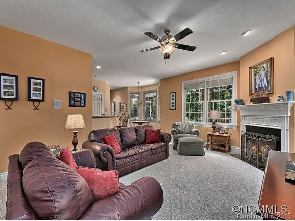 14 Lark Hill Drive - Photo 4