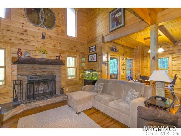 556 Roaring Creek Lane - Photo 4
