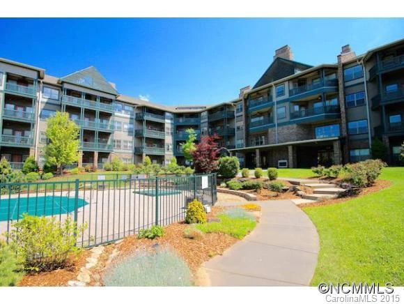 9 Kenilworth Knoll #103