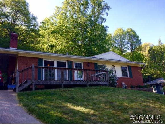 9 Hillview Circle