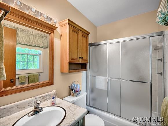 27 JARNAUL AVENUE - Photo 11