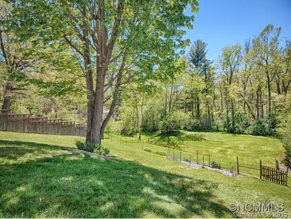 27 JARNAUL AVENUE - Photo 15