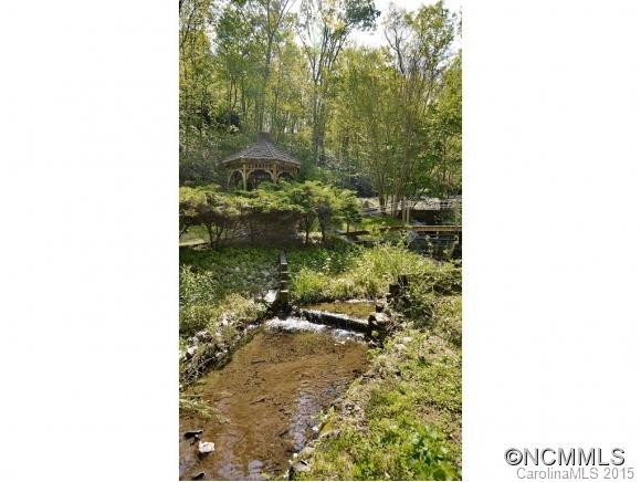 225 HAYWOOD KNOLLS DRIVE - Photo 18