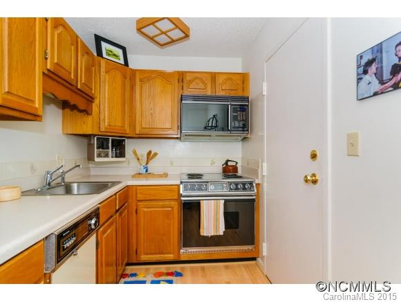 647 Town Mountain Rd. #310 - Photo 11